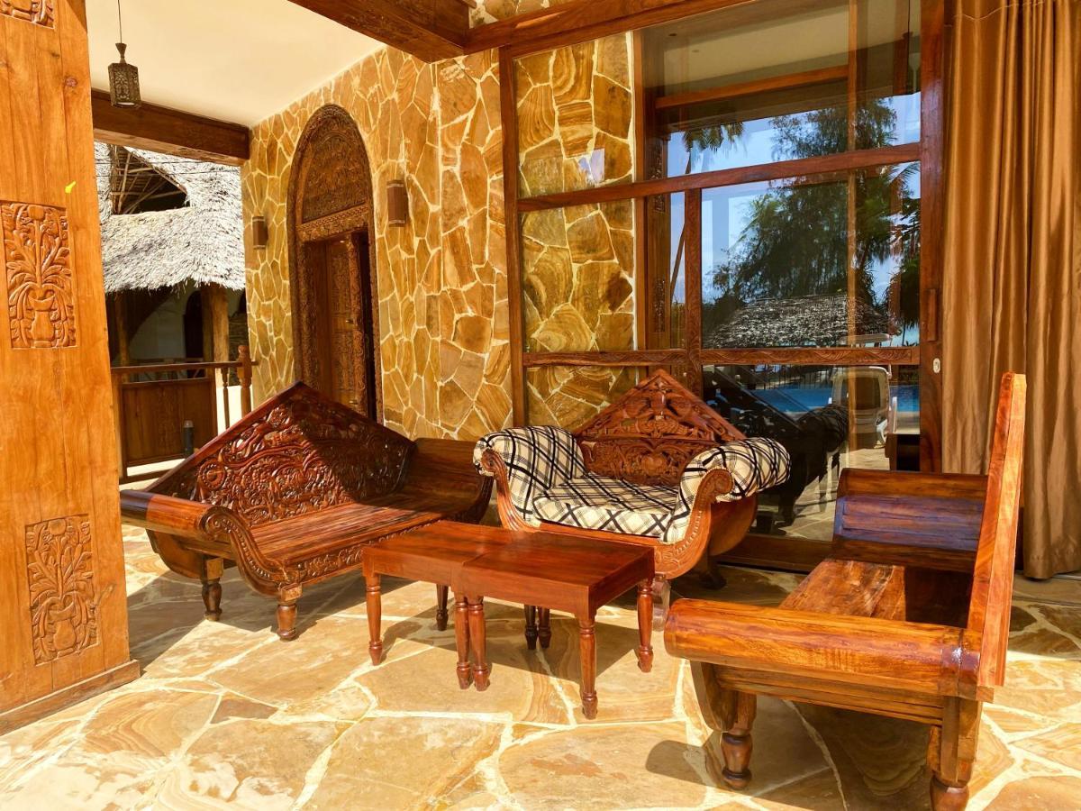 Cast Away Residence Кивенга Екстериор снимка